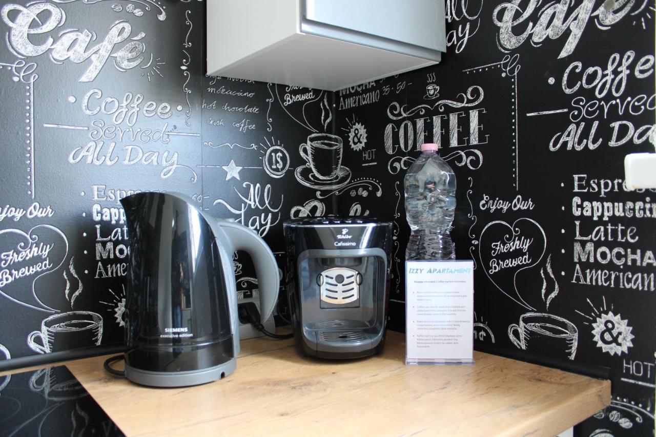 Izzy Apartament Apartment มิชโคลซ์ ภายนอก รูปภาพ