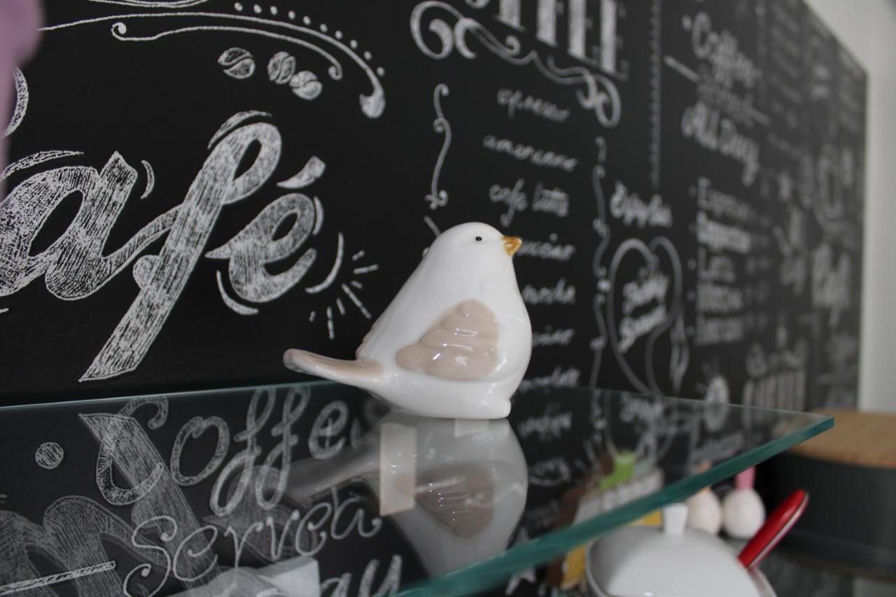 Izzy Apartament Apartment มิชโคลซ์ ภายนอก รูปภาพ